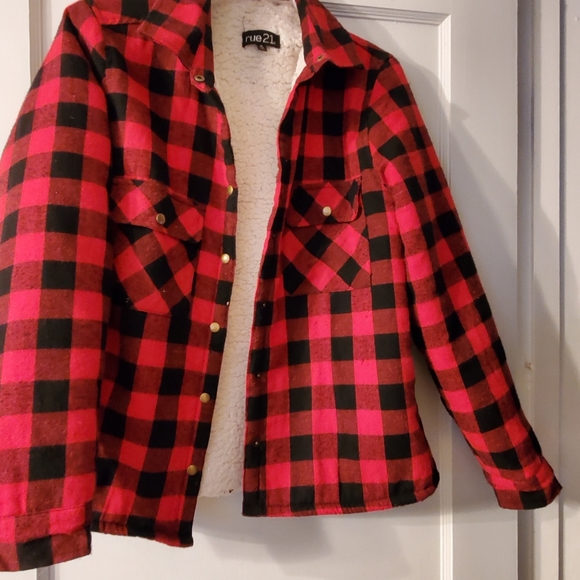 Rue21 Jackets & Blazers - Rue 21 plaid with sherpa lining
